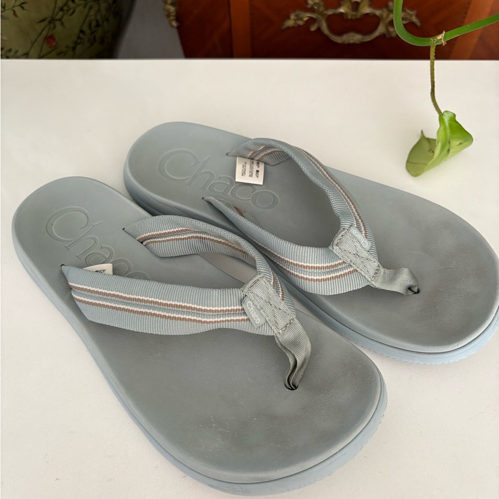 Chaco Women's Light Gray/blue Sandals
